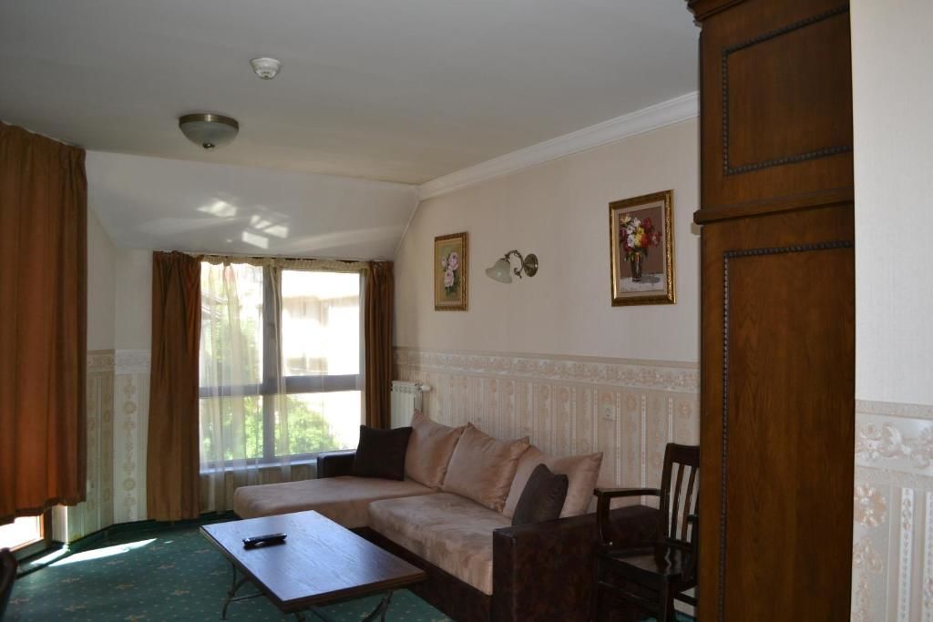 Отель Amsterdam Hotel София