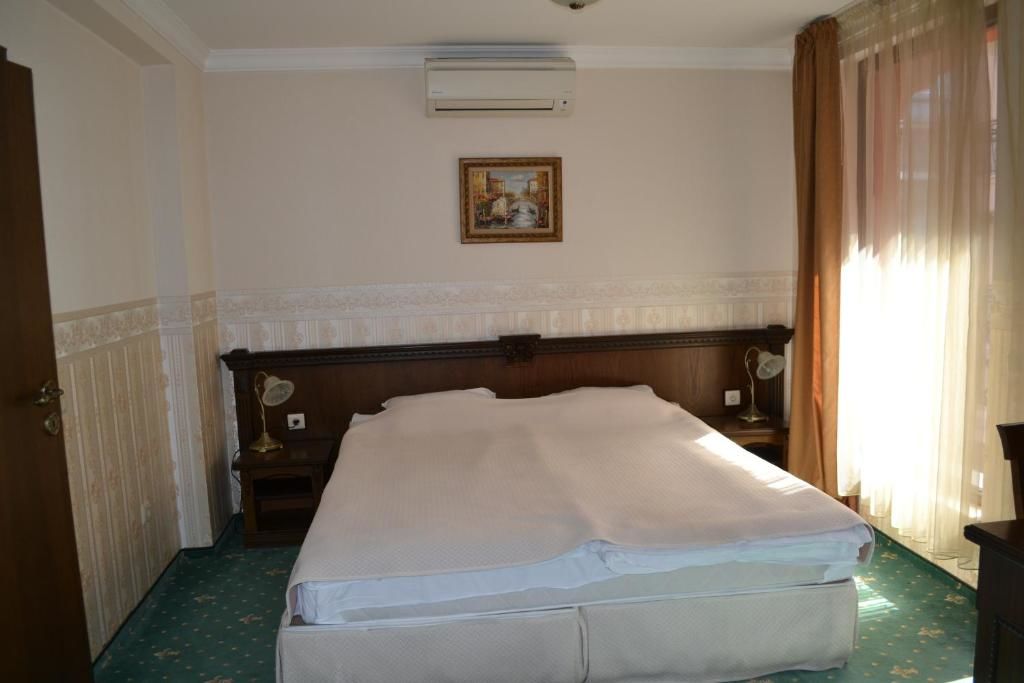 Отель Amsterdam Hotel София