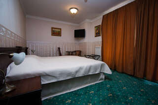 Отель Amsterdam Hotel София Двухместный номер Делюкс с 1 кроватью и балконом-4
